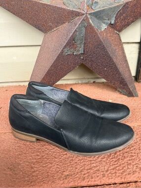 Dr. Scholl's Black Flats “Be YOU!” So comfortable too!